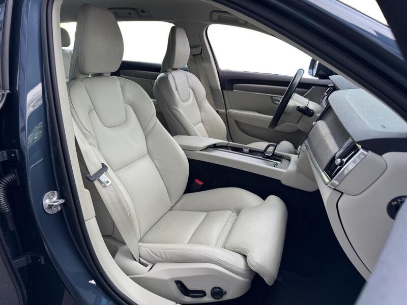 Volvo V90 Cross Country vaihtoauto