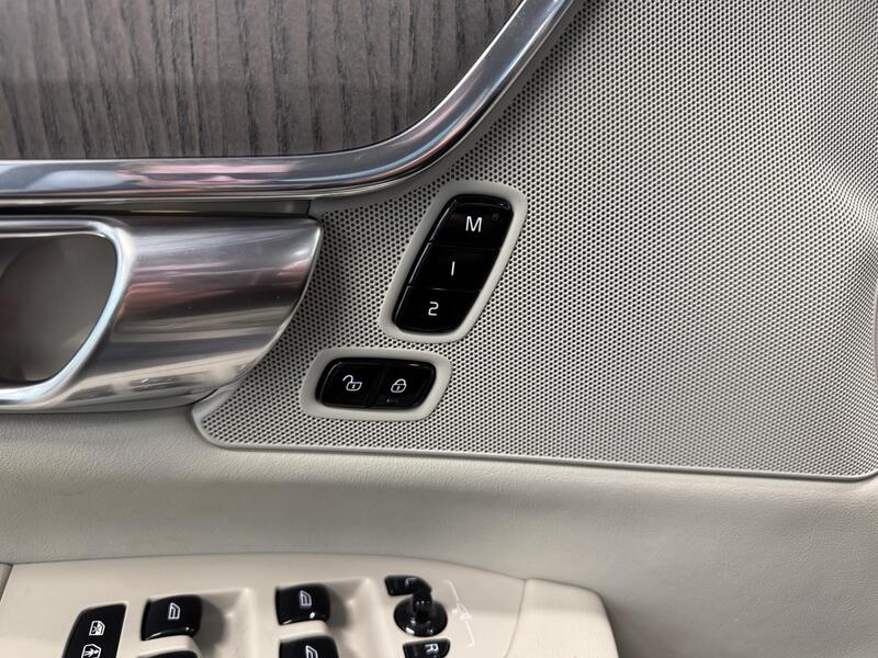 Volvo V90 Cross Country vaihtoauto