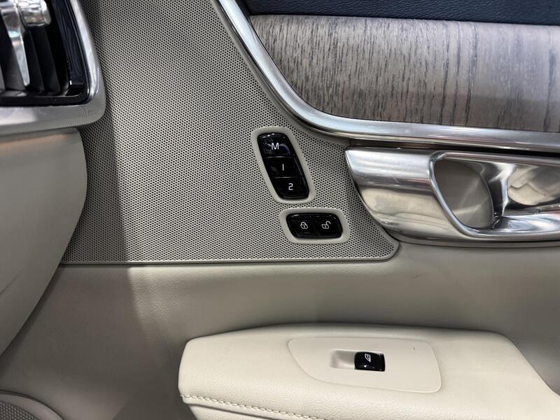 Volvo V90 Cross Country vaihtoauto