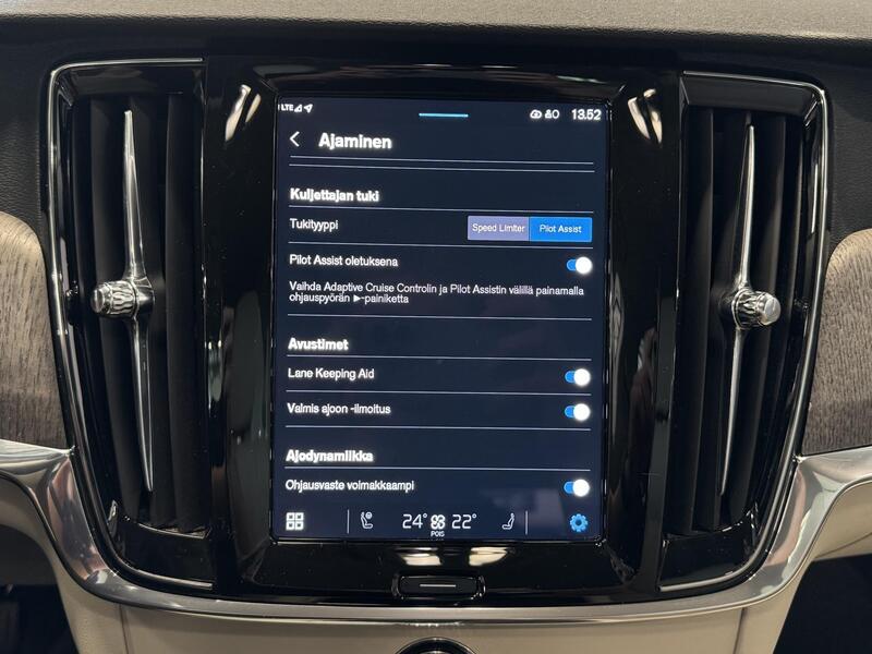 Volvo V90 Cross Country vaihtoauto