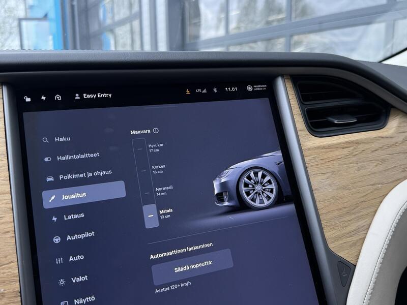 Tesla Model S vaihtoauto