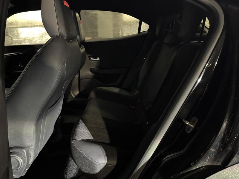 Opel Mokka-e vaihtoauto