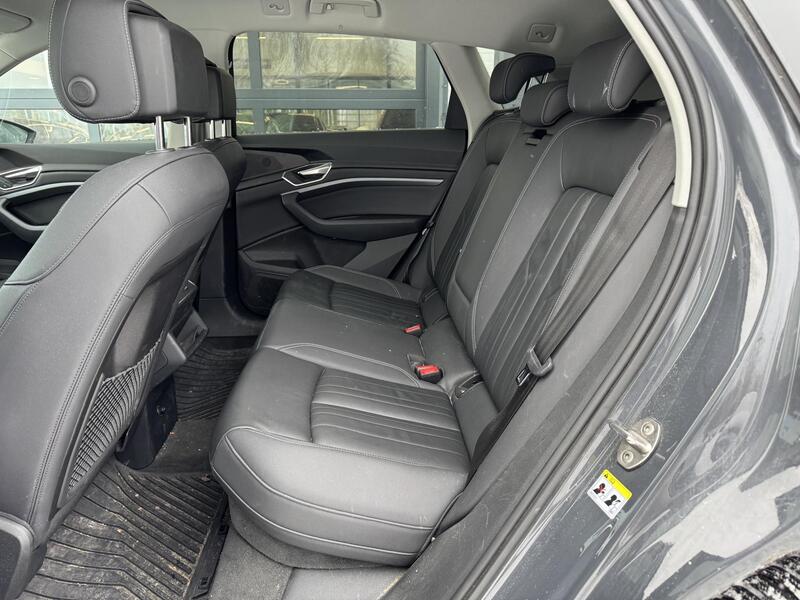 Audi Q8 e-tron vaihtoauto