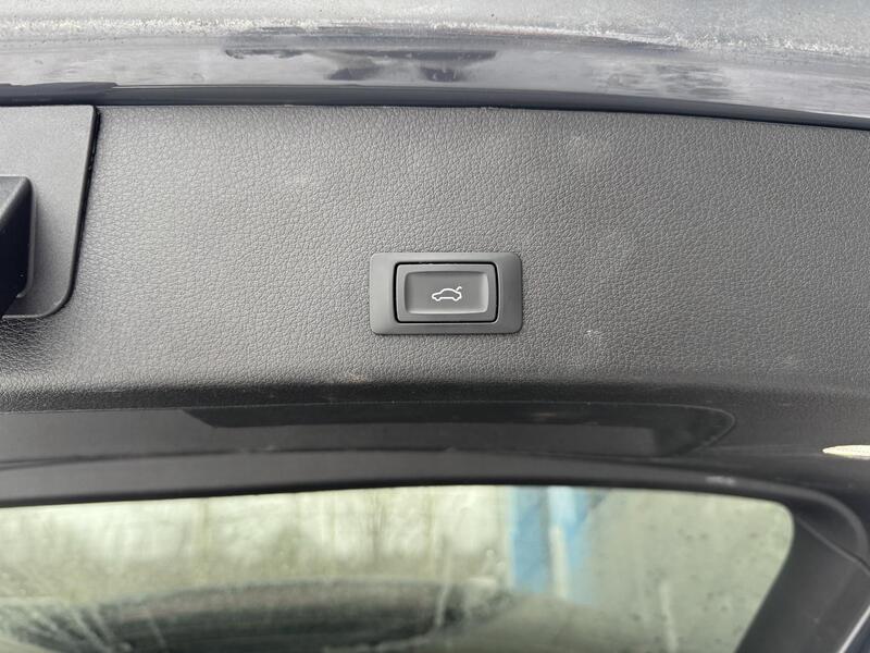 Audi Q8 e-tron vaihtoauto