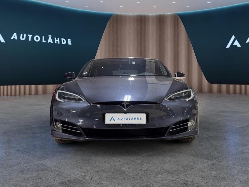 Tesla Model S vaihtoauto