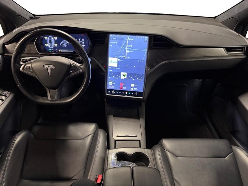 Tesla Model X vaihtoauto