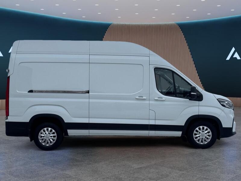 Maxus e-Deliver 9 vaihtoauto