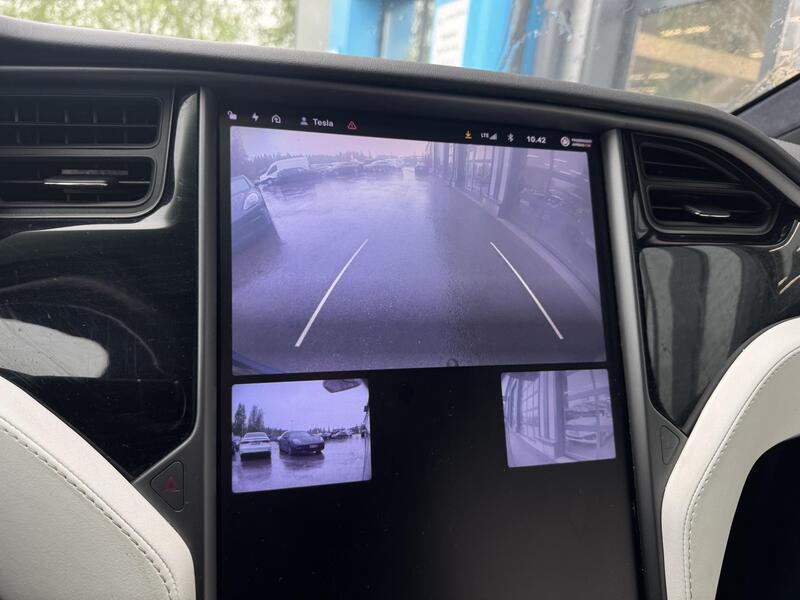 Tesla Model X vaihtoauto