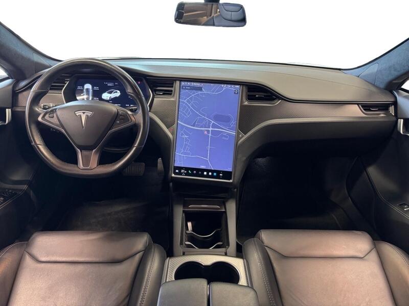 Tesla Model S vaihtoauto