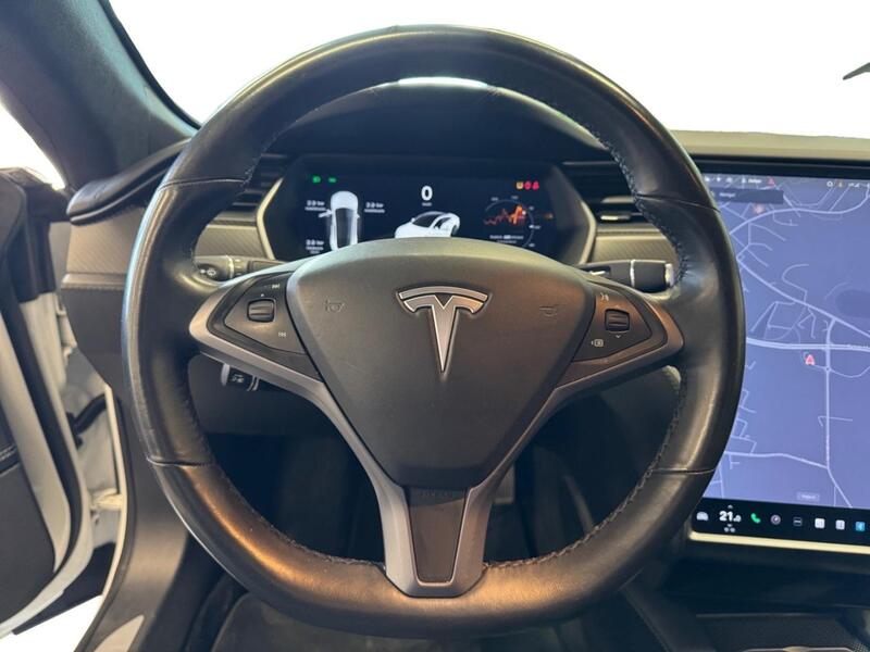 Tesla Model S vaihtoauto