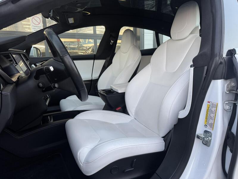 Tesla Model S vaihtoauto