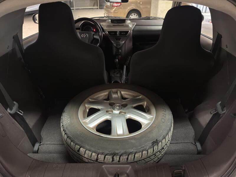 Toyota iQ vaihtoauto