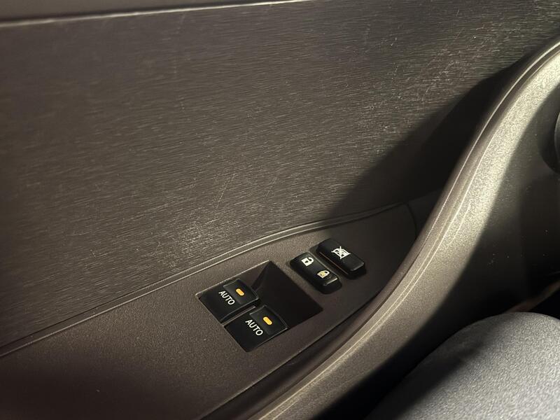 Toyota iQ vaihtoauto