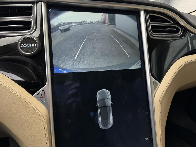 Tesla Model S vaihtoauto