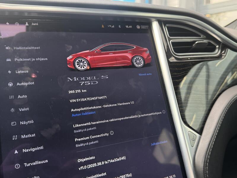 Tesla Model S vaihtoauto