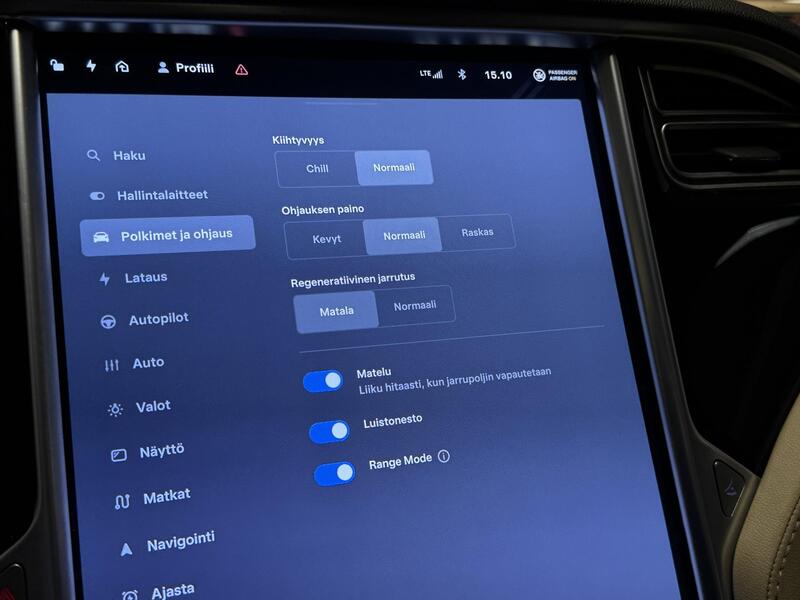 Tesla Model S vaihtoauto