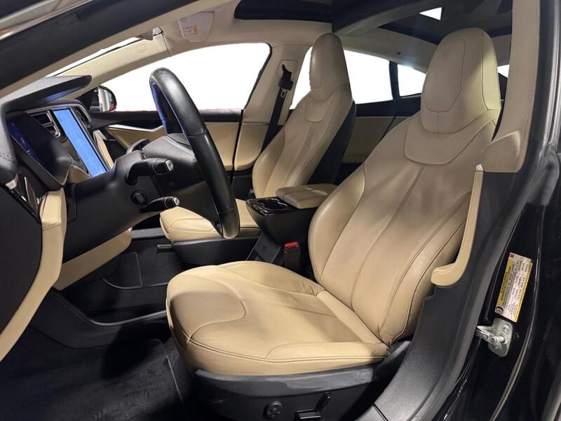 Tesla Model S vaihtoauto