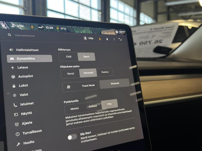 Tesla Model 3 vaihtoauto