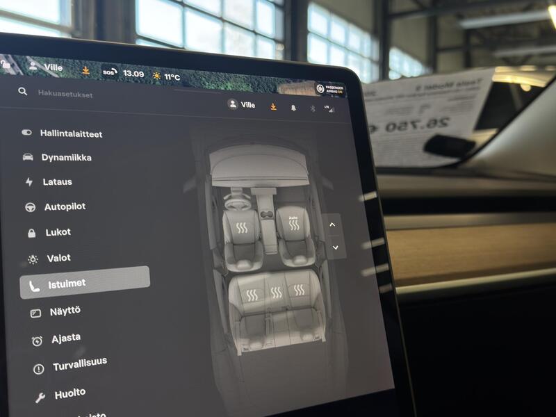 Tesla Model 3 vaihtoauto