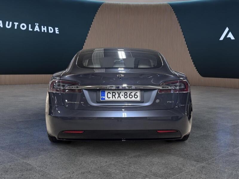 Tesla Model S vaihtoauto