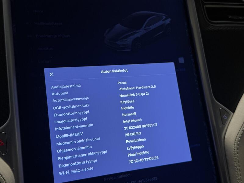 Tesla Model S vaihtoauto