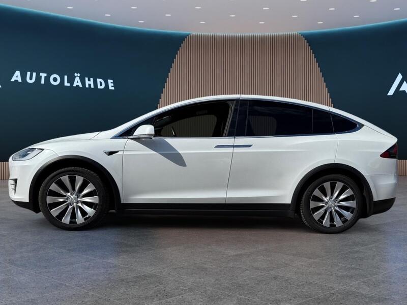 Tesla Model X vaihtoauto
