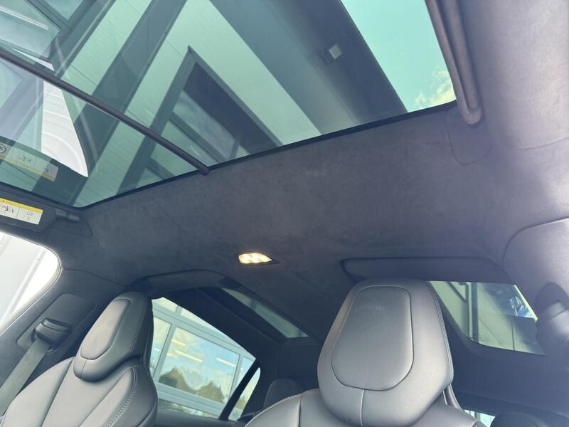 Tesla Model X vaihtoauto