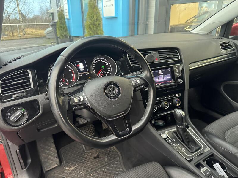Volkswagen Golf vaihtoauto