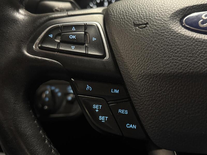 Ford C-MAX vaihtoauto