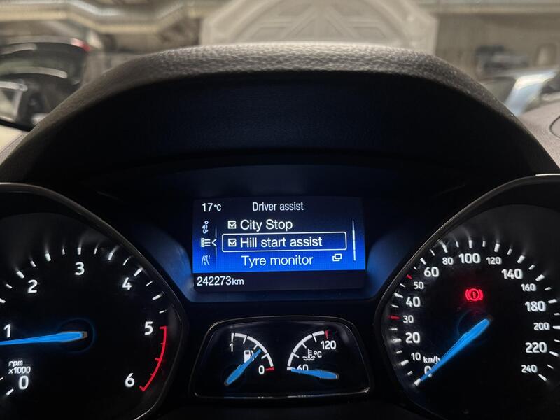 Ford C-MAX vaihtoauto