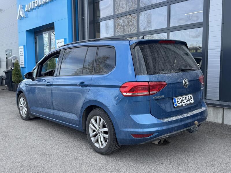 Volkswagen Touran vaihtoauto