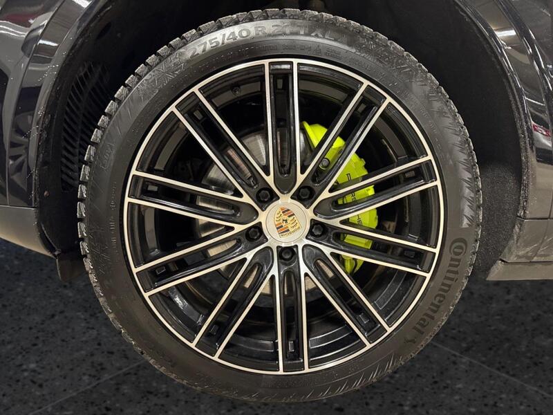 Porsche Cayenne vaihtoauto