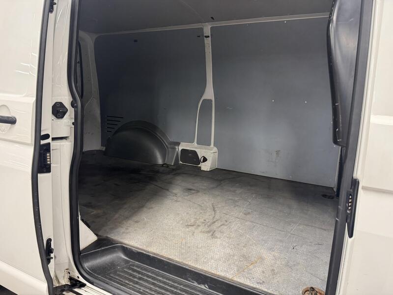 Volkswagen Transporter vaihtoauto