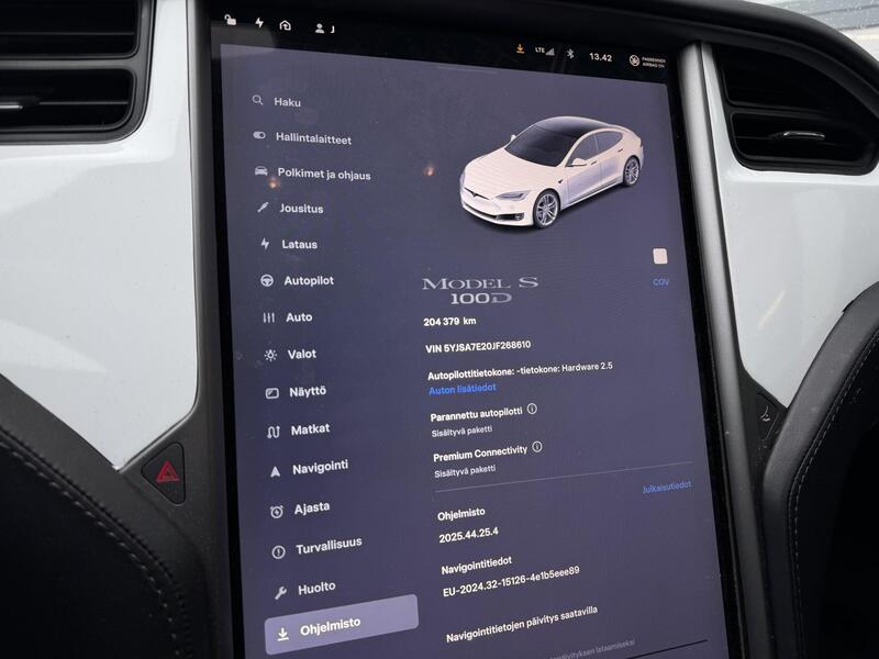 Tesla Model S vaihtoauto