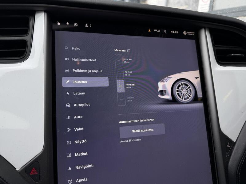 Tesla Model S vaihtoauto