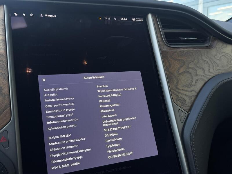 Tesla Model S vaihtoauto
