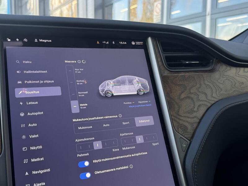 Tesla Model S vaihtoauto