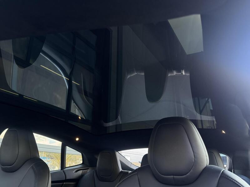 Tesla Model S vaihtoauto