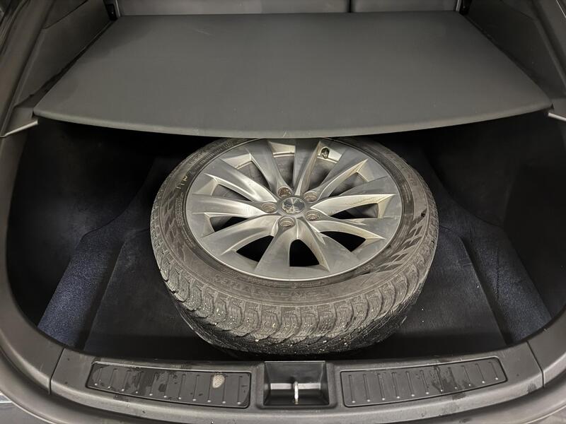 Tesla Model S vaihtoauto