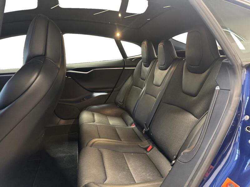 Tesla Model S vaihtoauto