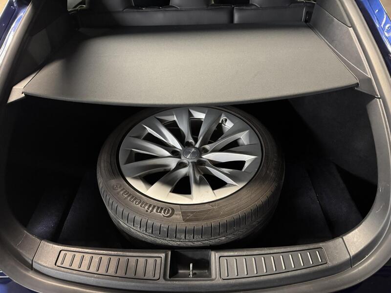 Tesla Model S vaihtoauto