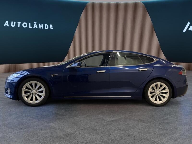 Tesla Model S vaihtoauto