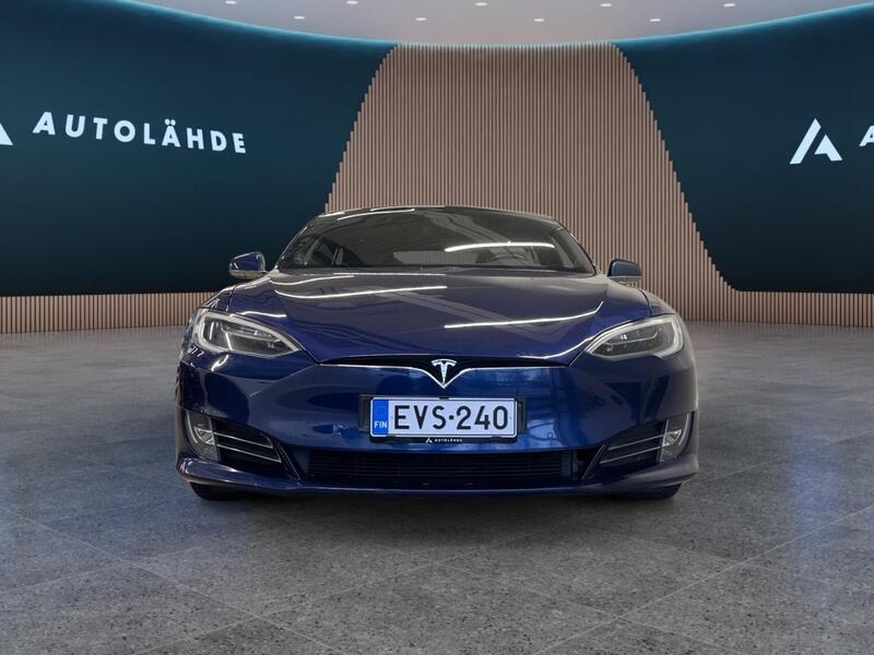 Tesla Model S vaihtoauto