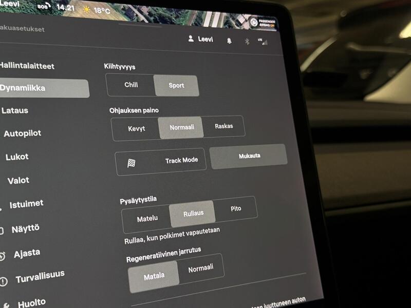 Tesla Model 3 vaihtoauto
