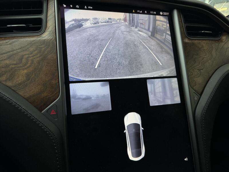 Tesla Model S vaihtoauto