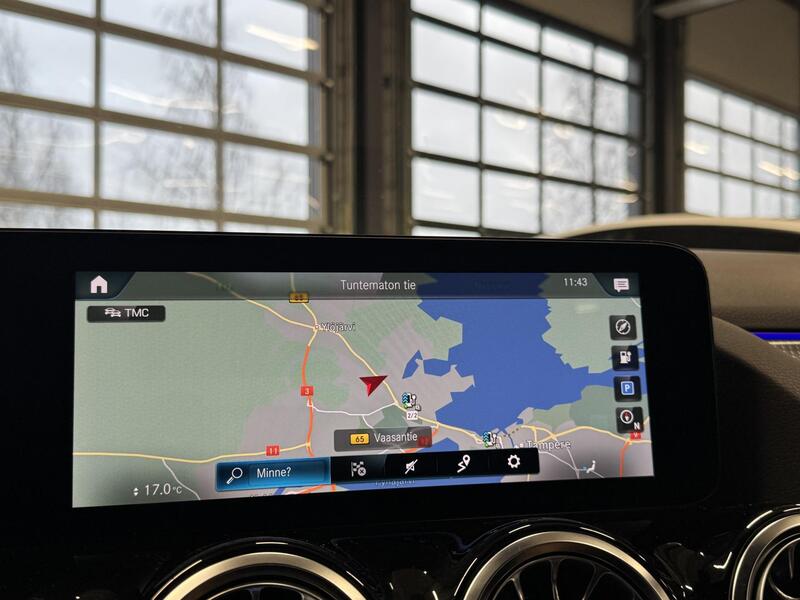 Mercedes-Benz EQA vaihtoauto