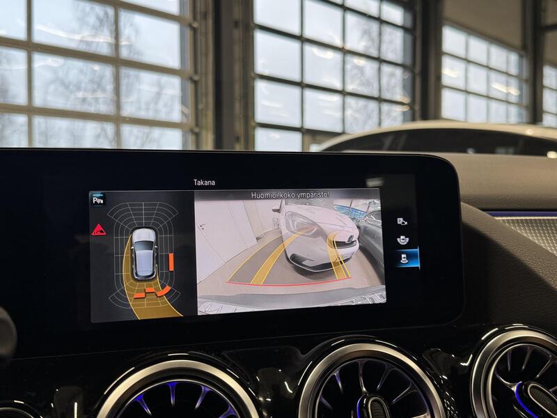 Mercedes-Benz EQA vaihtoauto