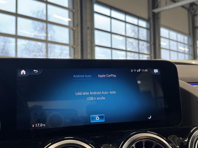 Mercedes-Benz EQA vaihtoauto