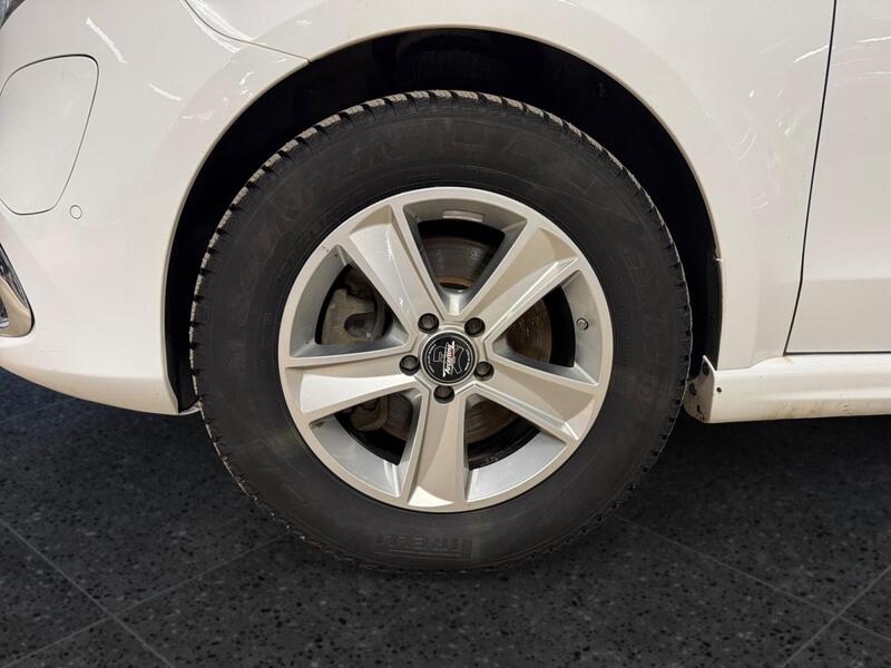 Mercedes-Benz EQV vaihtoauto