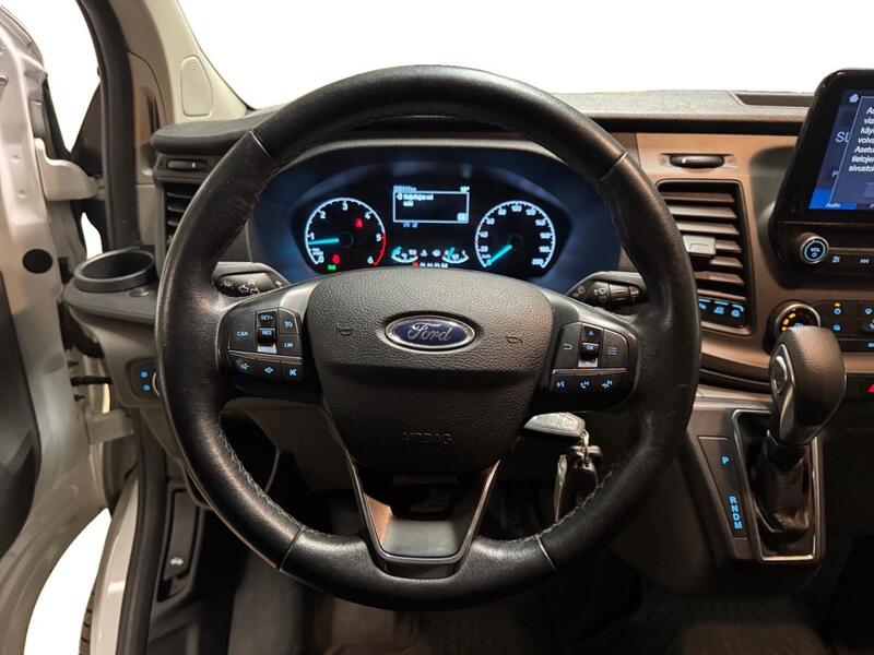 Ford Transit Custom vaihtoauto